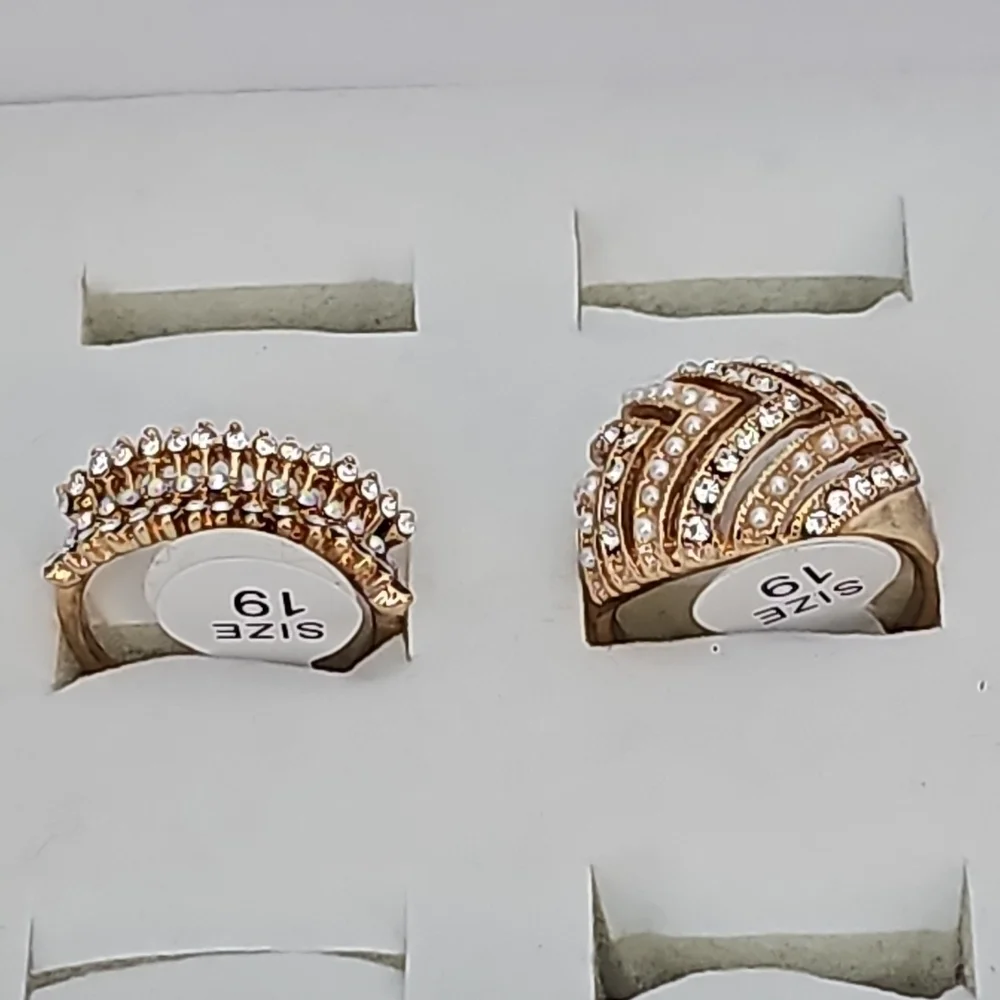 Elegant Gold and Silver Women's Ring Set